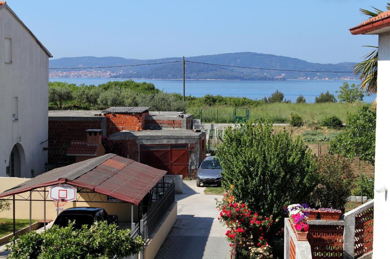Apartment Apartments With A Parking Space Zadar - 6205